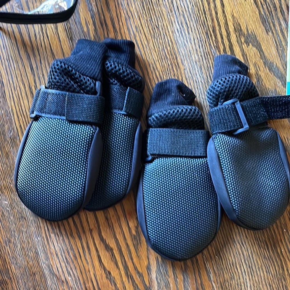 Dog booties - Picture 3 of 3